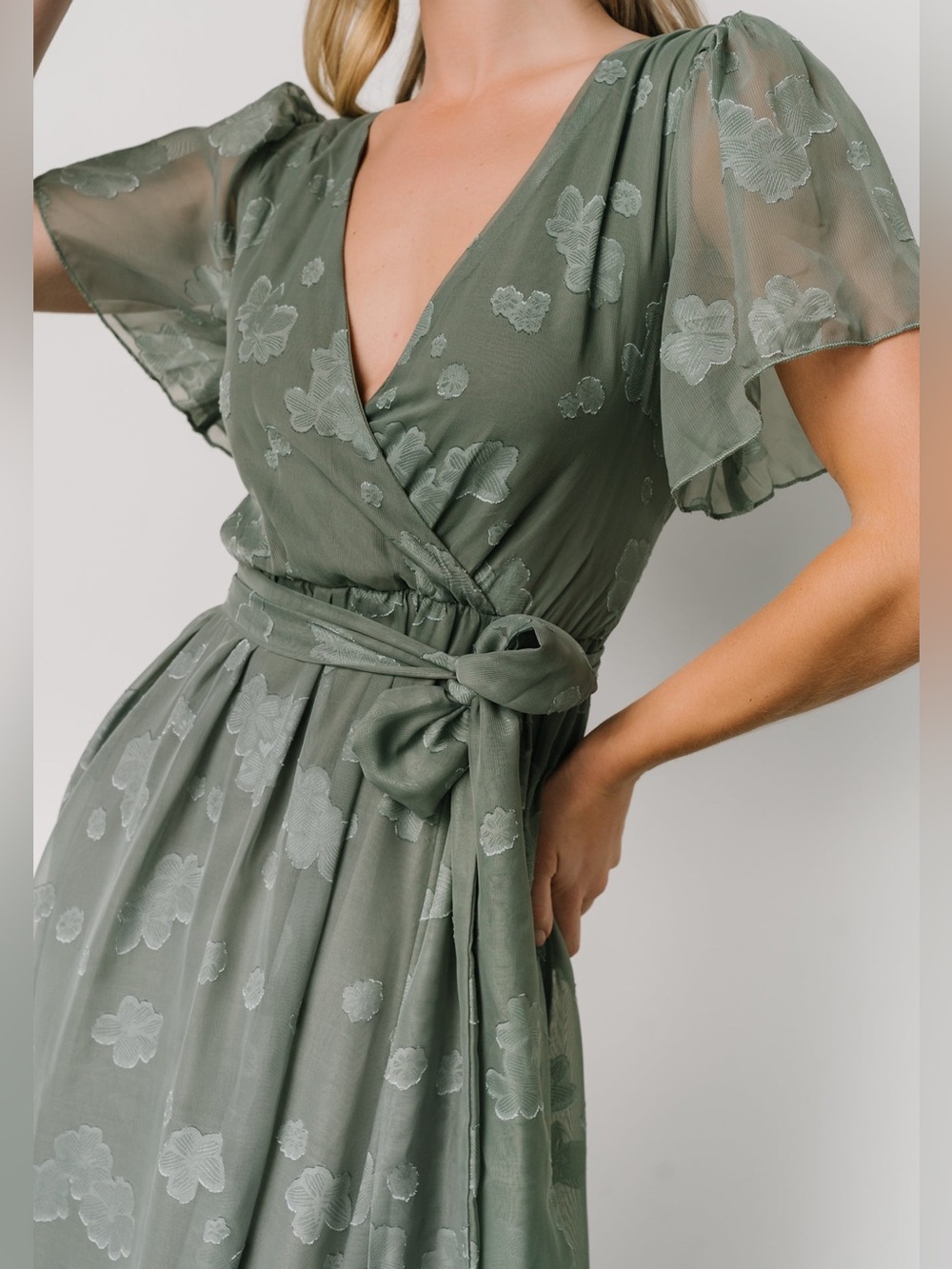 Baltic Born Faye Maxi Dress with Burnt Out Floral Pattern in Cream/Tan | Size M - Picture 7 of 13